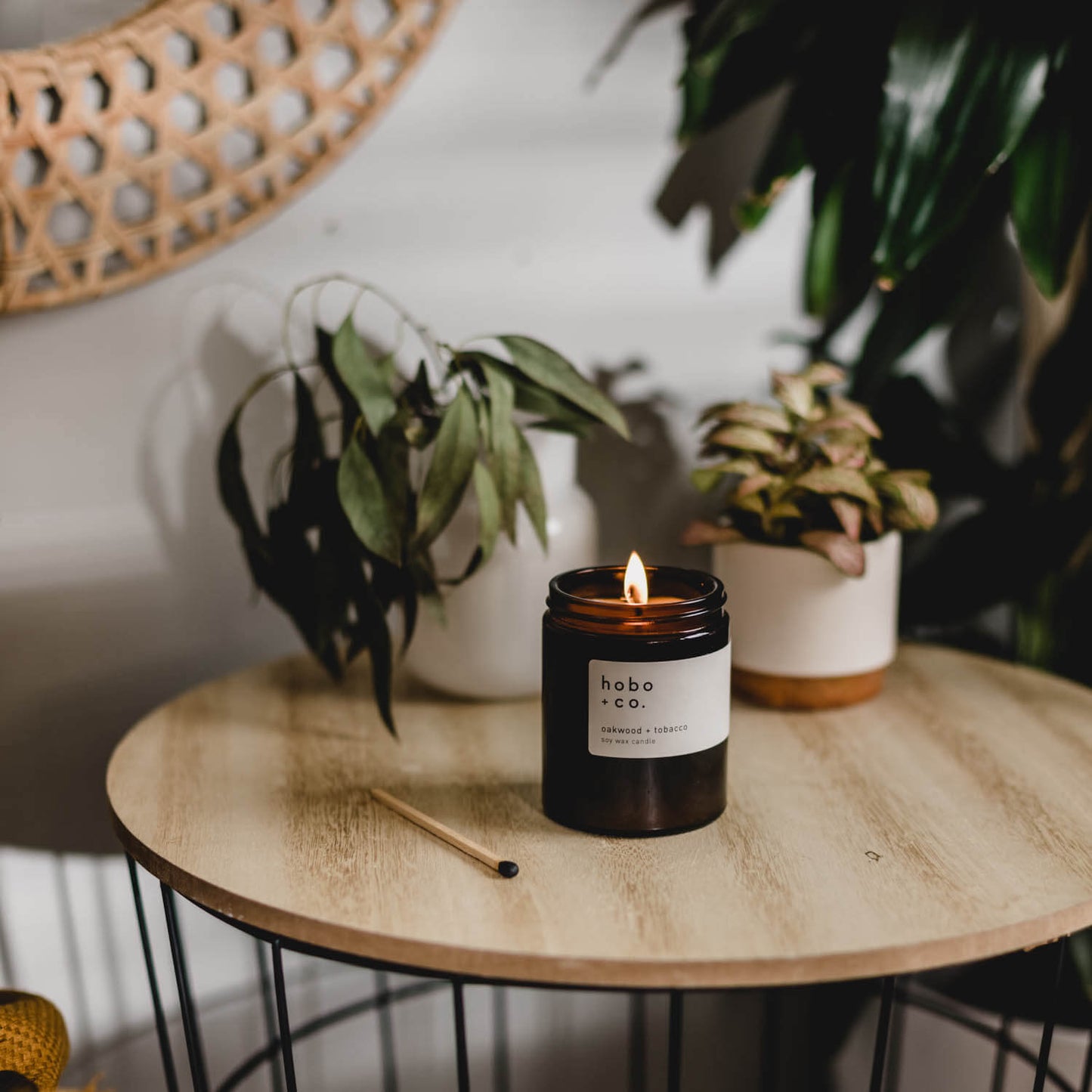 Oakwood & Tobacco Scented Candle by Hobo & Co.