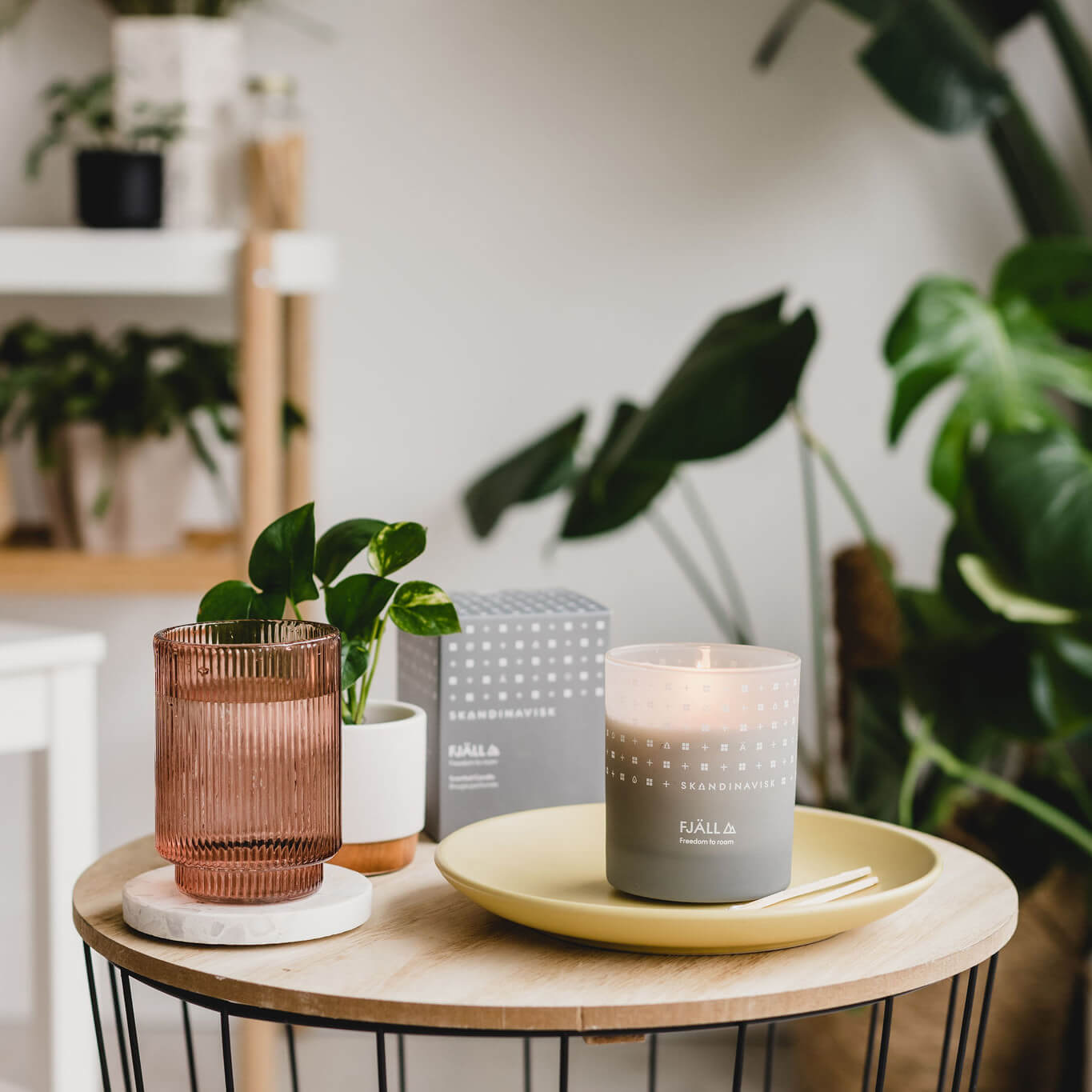 Skandinavisk FJÄLL Scented Candle - Osmology Scented Candles & Home Fragrance